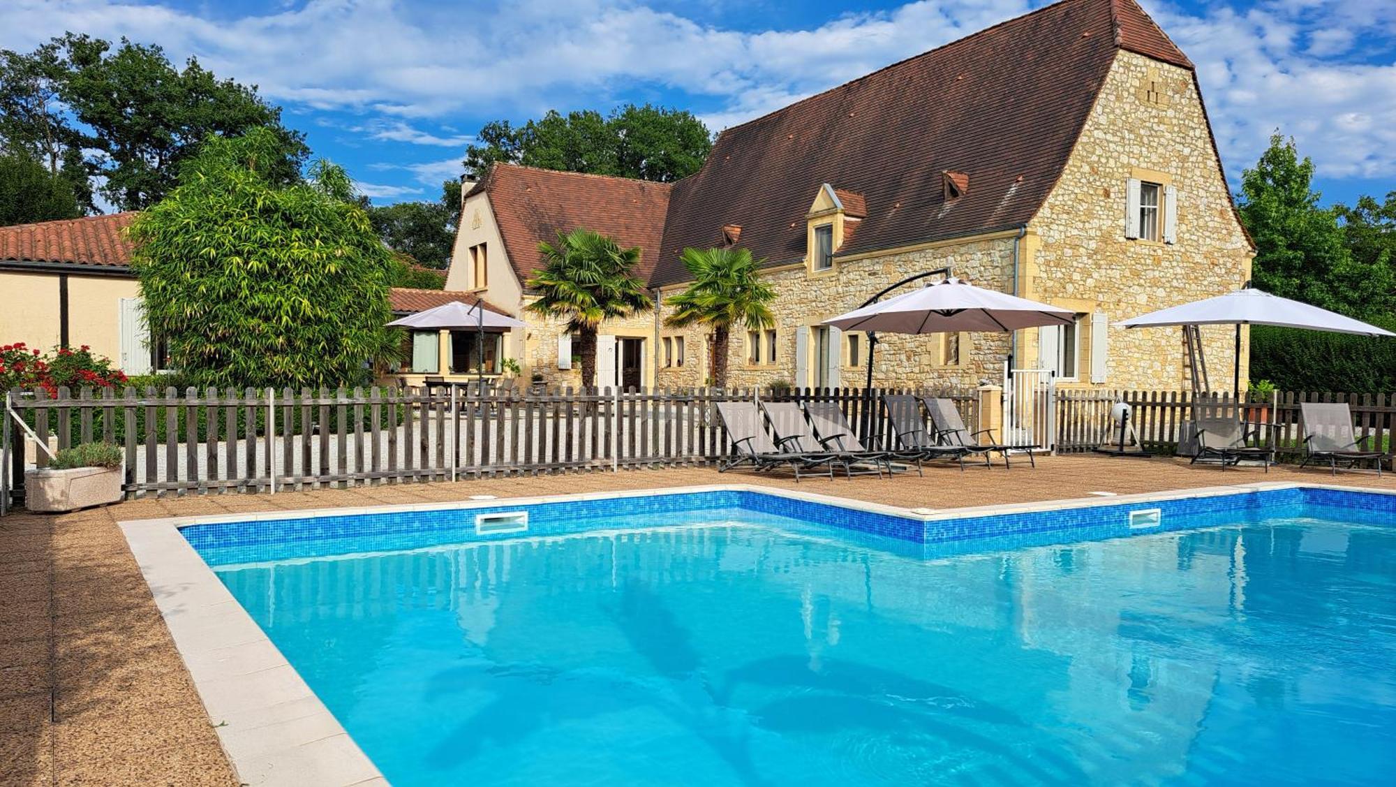 La Barde Montfort, Votre Maison D'Hotes A 4 Kms De Sarlat Dordogne Bed & Breakfast Витрак Екстериор снимка